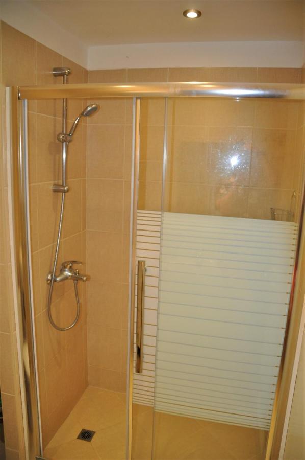 Private Apartment In Green Life Beach Resort 소조폴 외부 사진