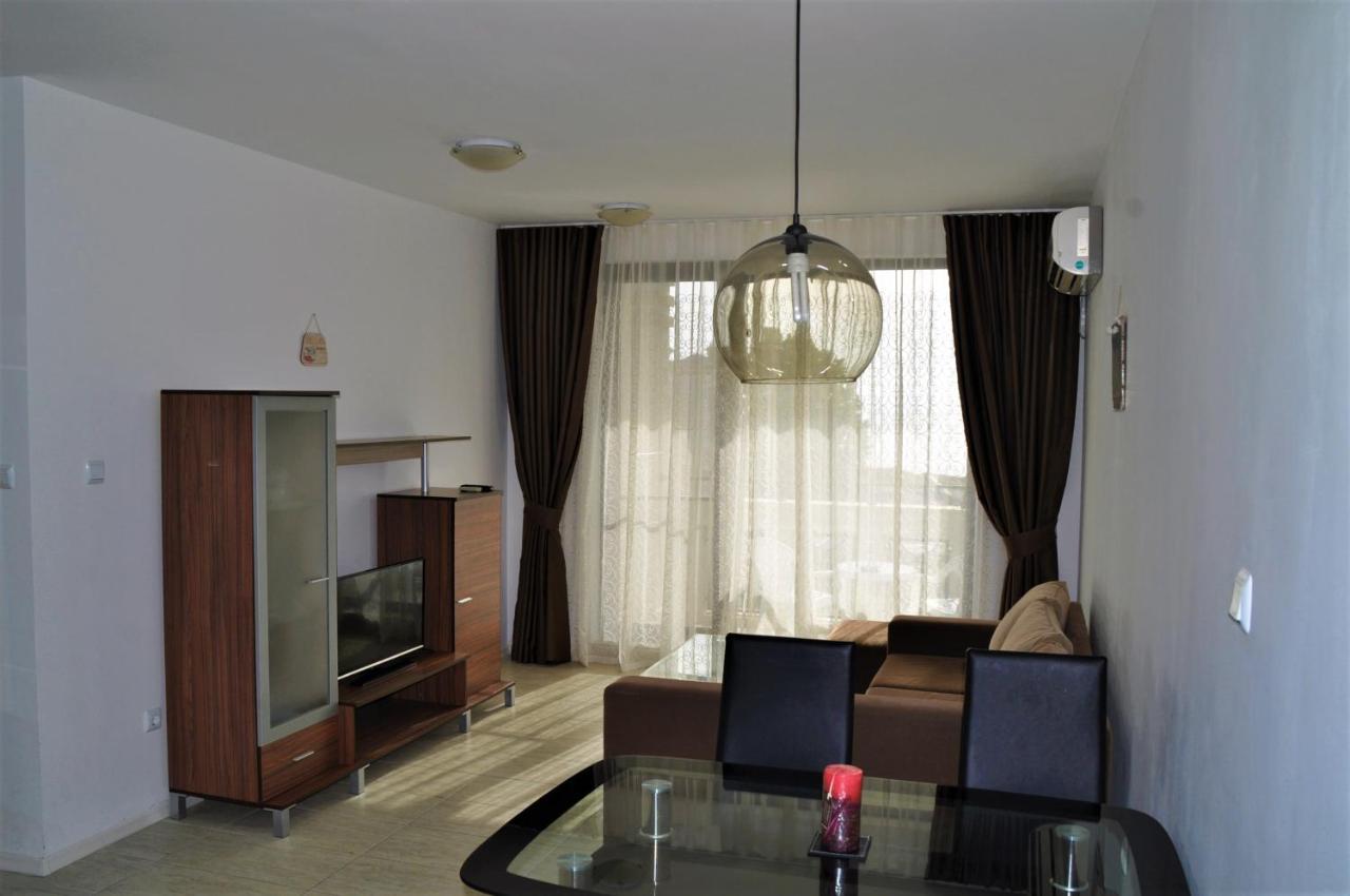 Private Apartment In Green Life Beach Resort 소조폴 외부 사진