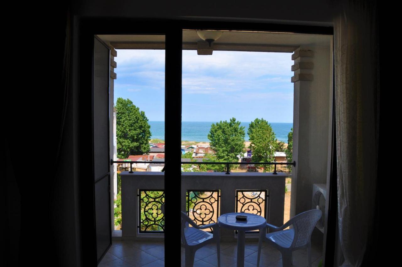 Private Apartment In Green Life Beach Resort 소조폴 외부 사진